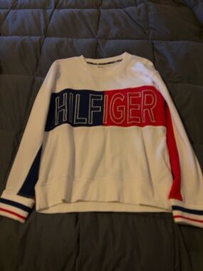 Tommy Hilfiger White Crewneck Sweatshirt with Blue & Red Block Logo